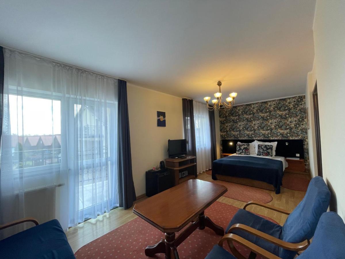 Hotel Golabek Łeba Esterno foto